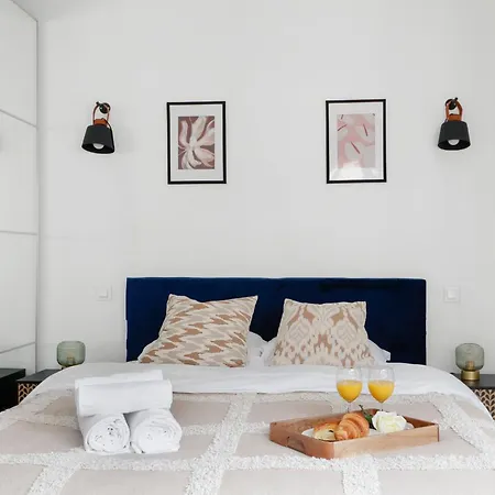 Serenty - Bright 2br - Champs-élysées